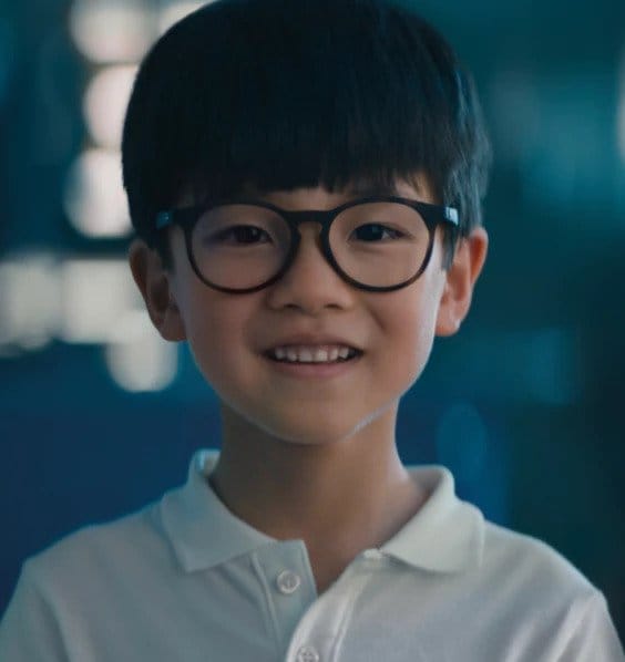 Child wearing Stellest lenses for myopia control