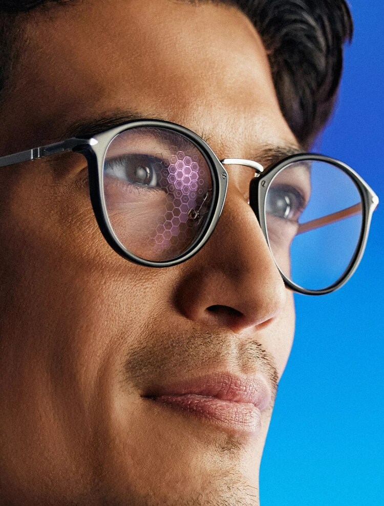 World leader in prescription lenses | Essilor